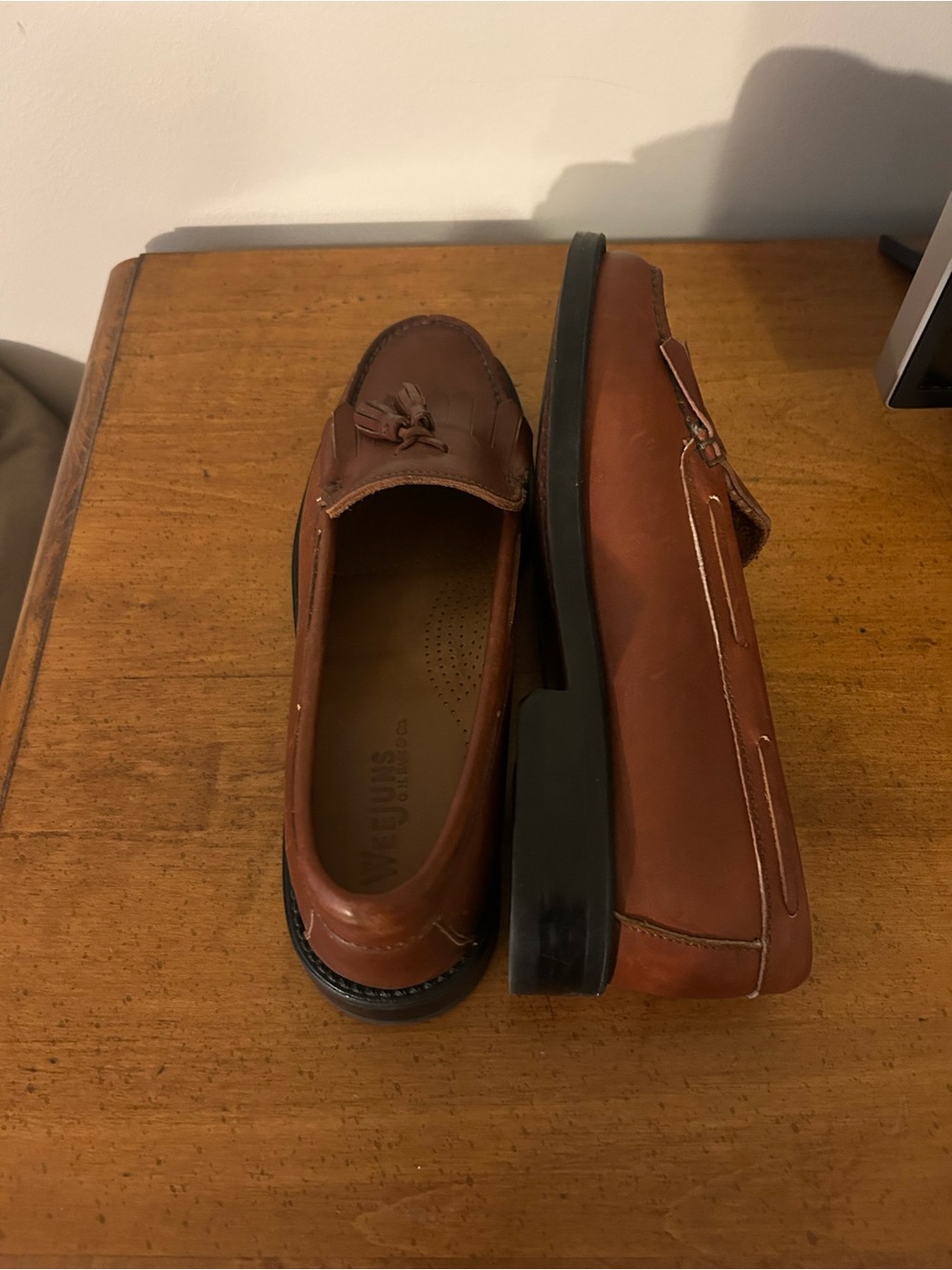 Women’s G.H. Bass and Co Brown Leather Tassel Loafers - Picture 3 of 5